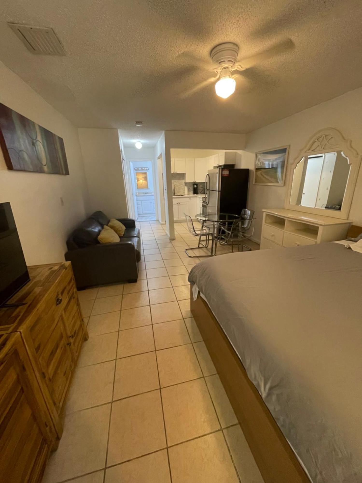 Cozy Downtown Apartments On Water Fort Lauderdale Exterior photo