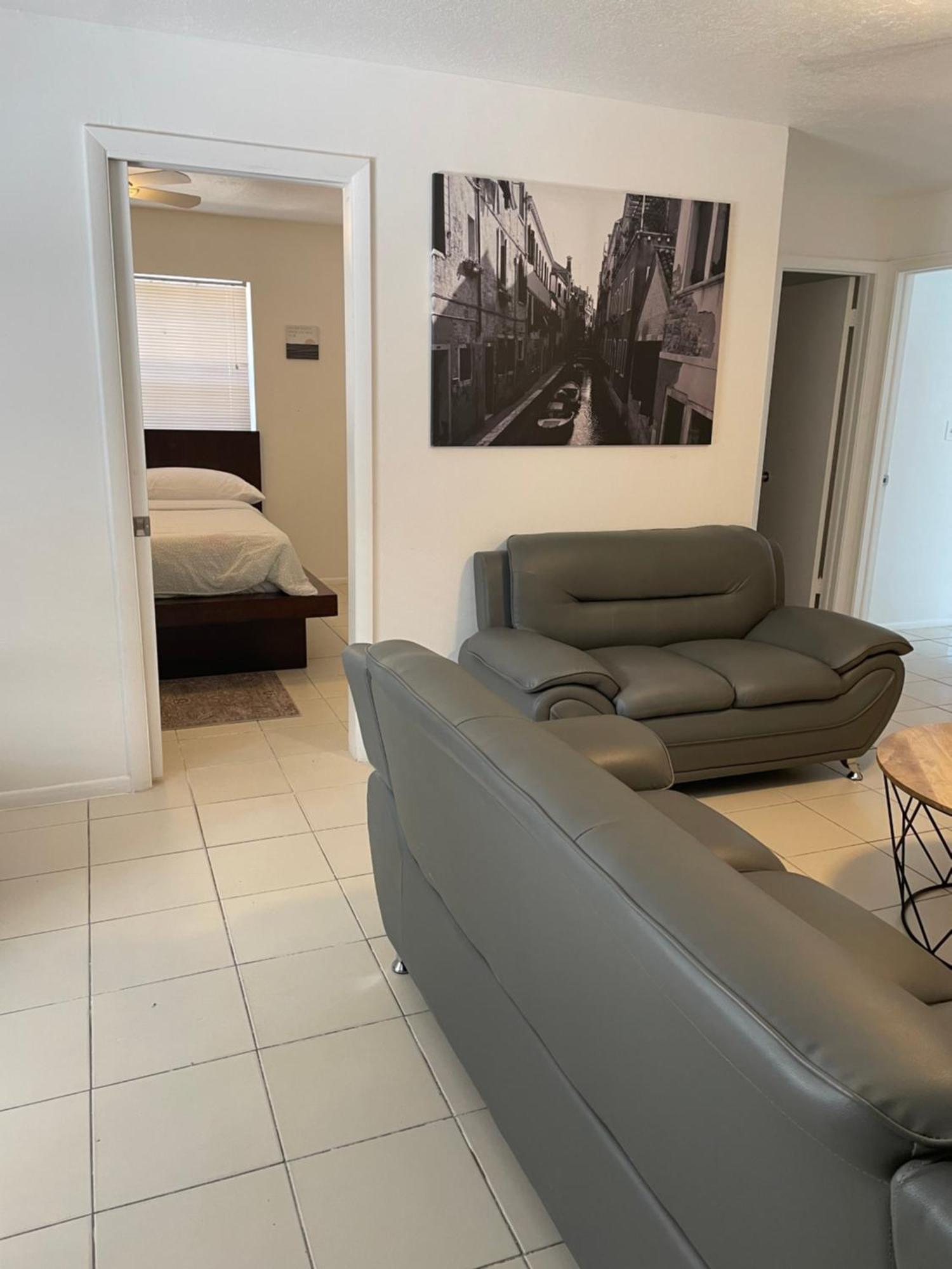 Cozy Downtown Apartments On Water Fort Lauderdale Exterior photo
